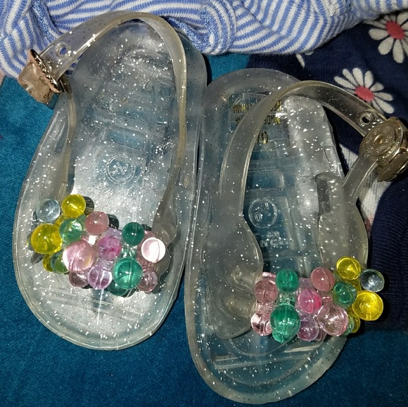 Bundle of Nb to 6 months Baby Girl Clothes - Picture 4 of 8